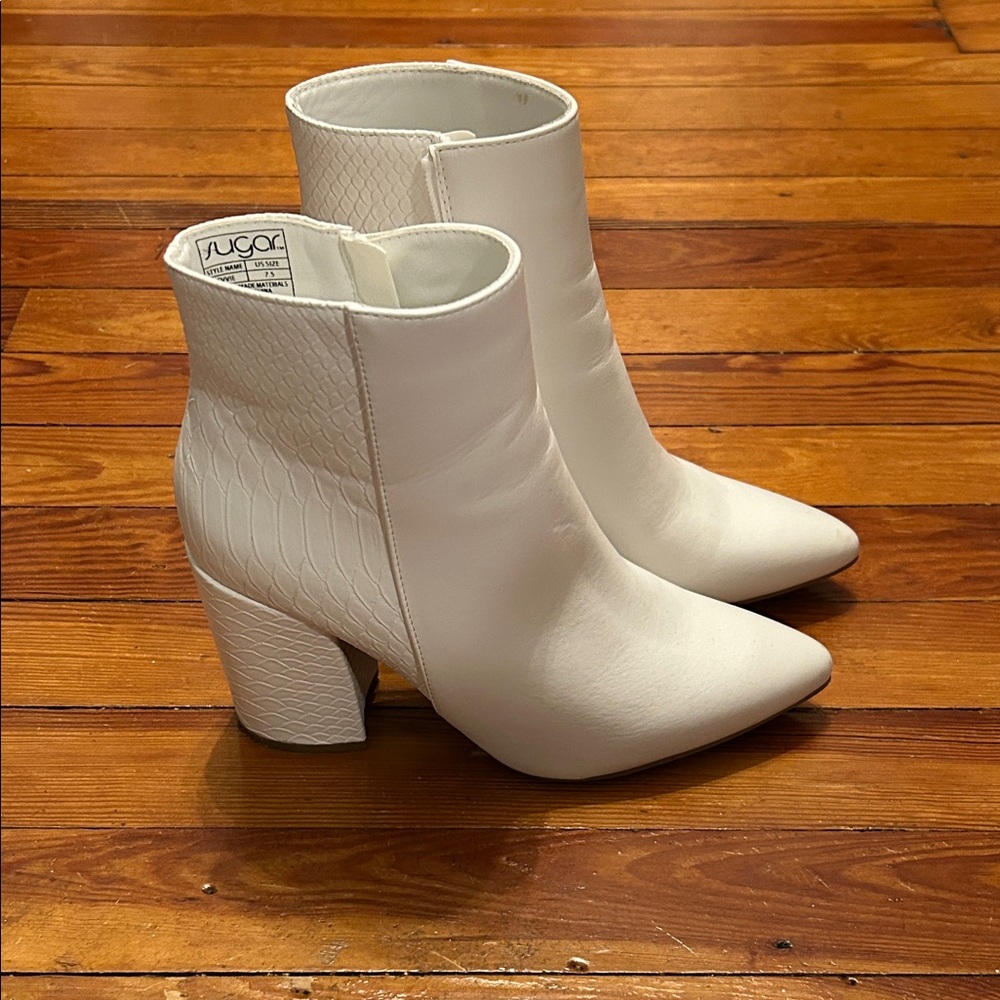 Sugar Women's White Boots 7.5